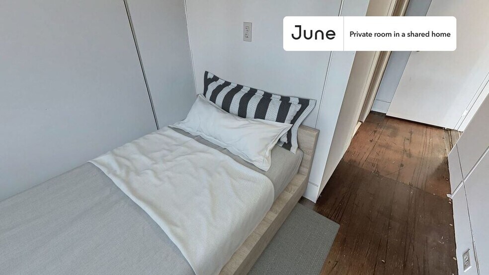 Building Photo - Room in Shared 6 bed/6 bath home