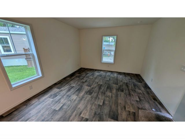 Building Photo - 152 Lynn Ln
