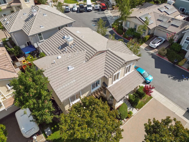 Building Photo - 5884 Cedarwood Cmn