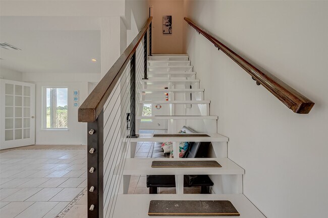 Building Photo - 510 Surf Oaks Dr