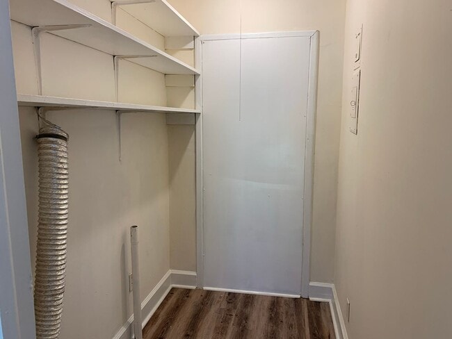 Building Photo - Cozy Ranch Style Home!!