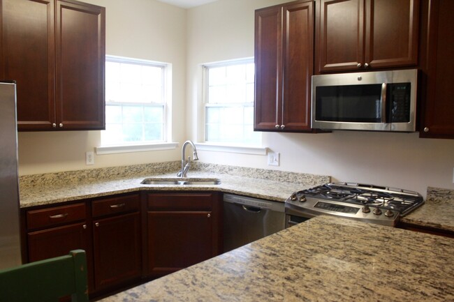 Building Photo - 1218 Wordsworth Ct