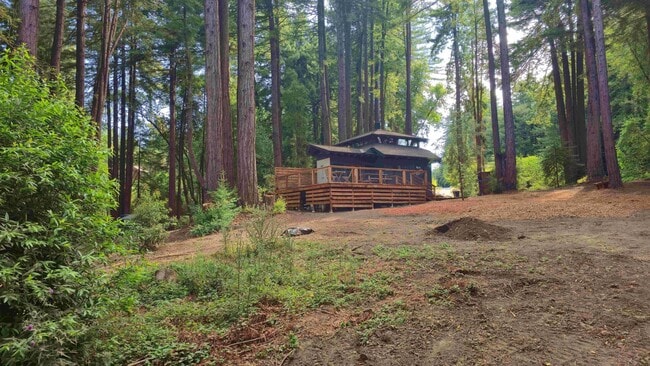 Building Photo - Beautifully Remodeled Sanctuary Nestled On...