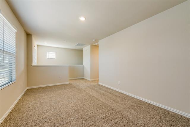 Building Photo - 102 Monarch Wy