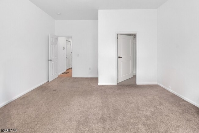 Building Photo - 77 N 13th St