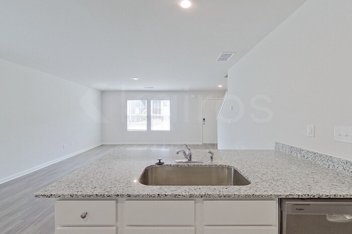Building Photo - 331 Ironwood Ct