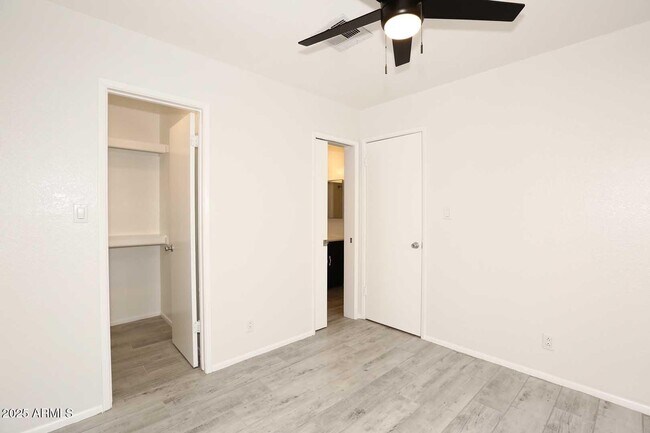 Building Photo - 93 N Cooper Rd