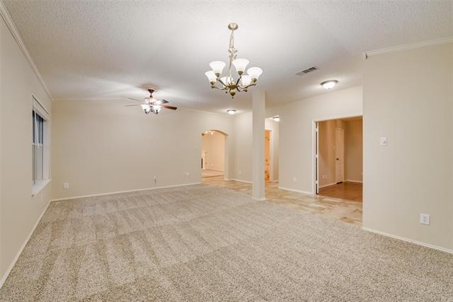 Building Photo - 728 Quail Dr