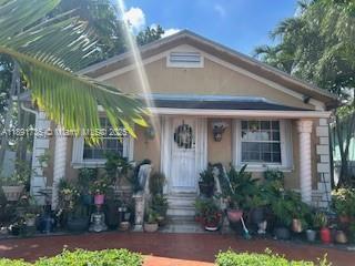 Primary Photo - 1176 NW 38th St