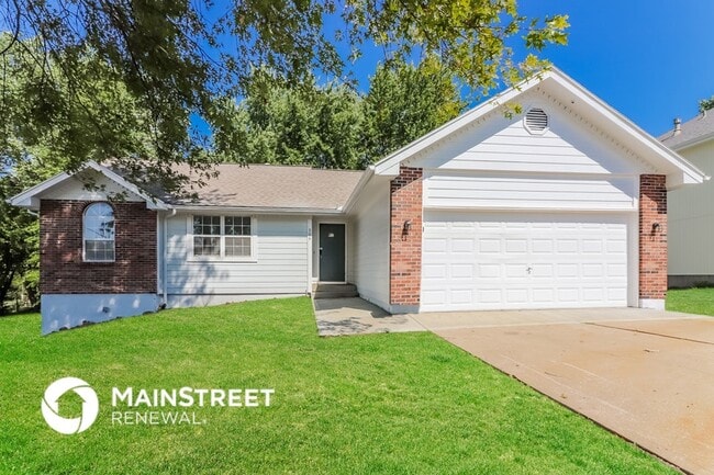 Building Photo - 306 W Sierra Dr