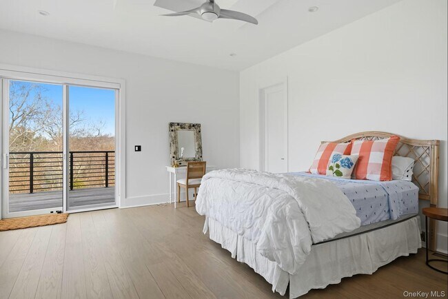 Building Photo - 43 Smugglers Path