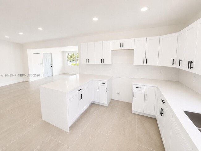 Building Photo - 2649 Key Largo Ln