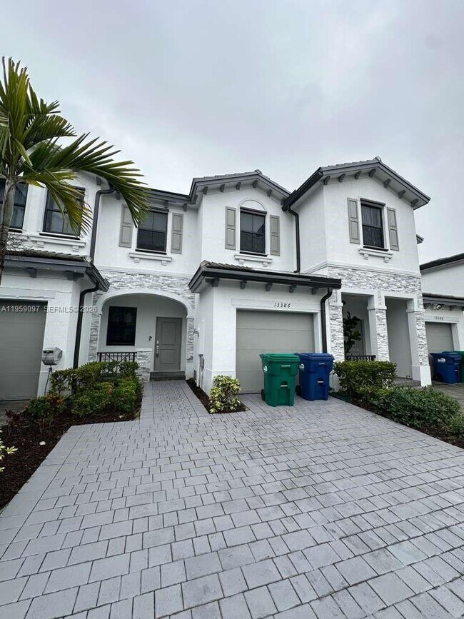 Building Photo - 13386 SW 287th Ter