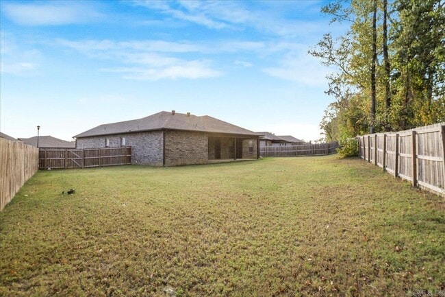 Building Photo - 30 Chesapeake Dr