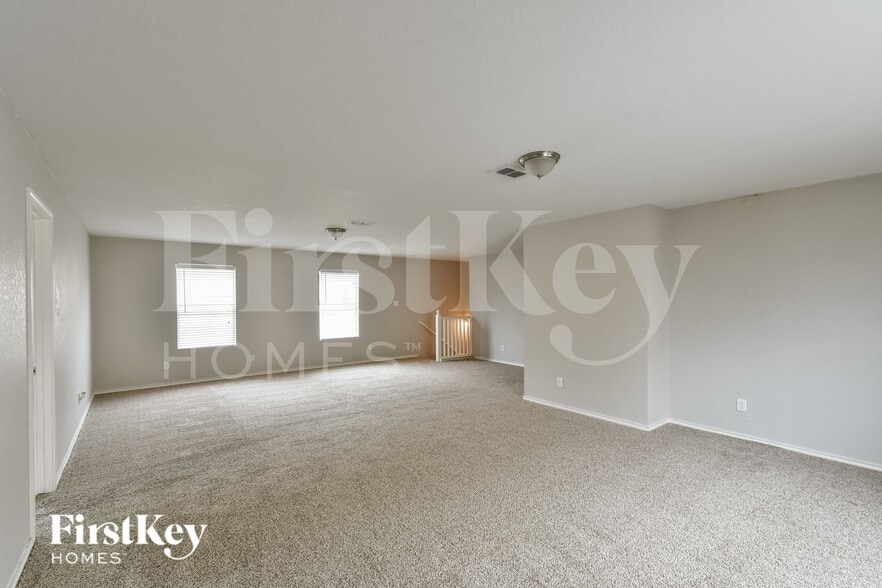 Building Photo - 7711 Caballo Canyon