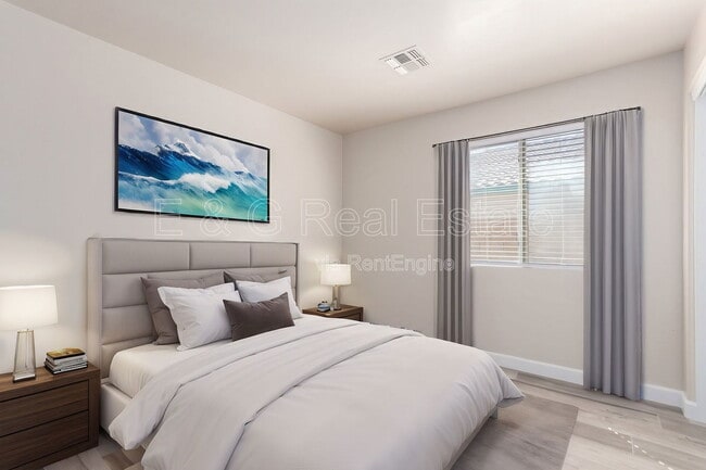 Building Photo - 15820 W Monroe St