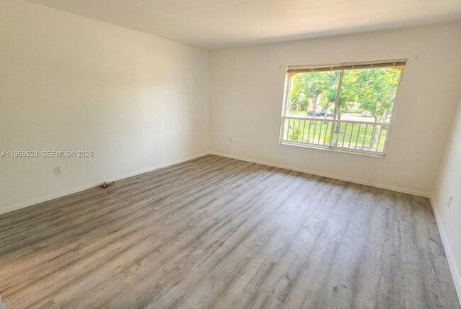 Building Photo - 2420 NW 33rd St