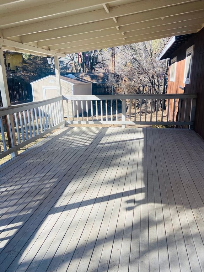 Building Photo - 4-Bedroom Home in Swiss Manor | Mountain Views + Huge Deck