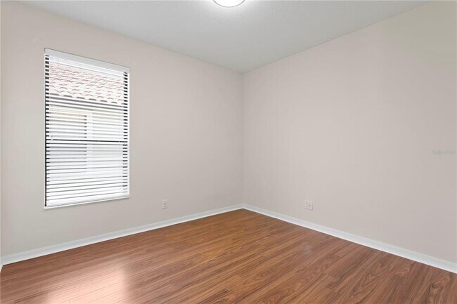 Building Photo - 20317 Chestnut Grove Dr