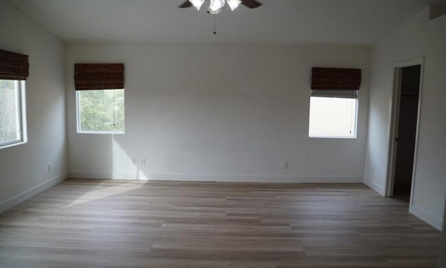 Building Photo - 359 Foster Springs Rd