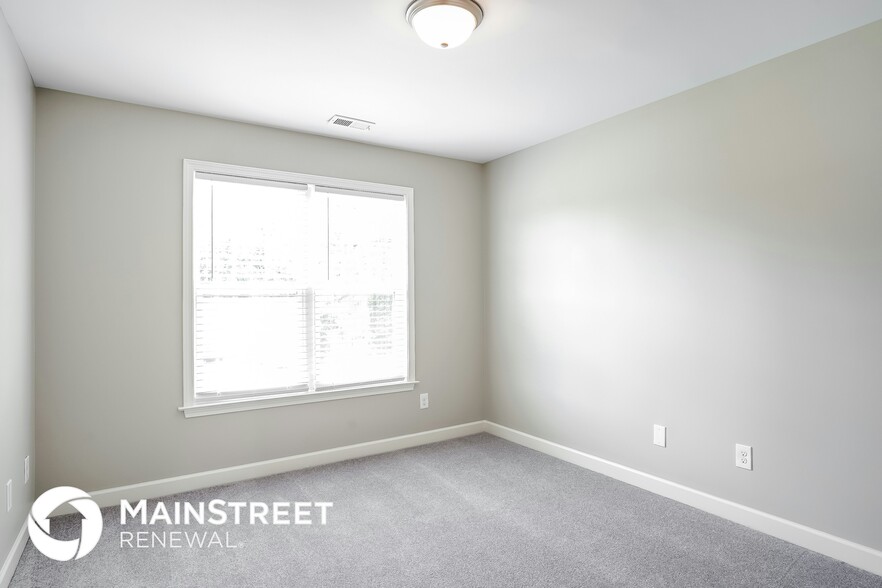 Building Photo - 26 Steep Hill Ct