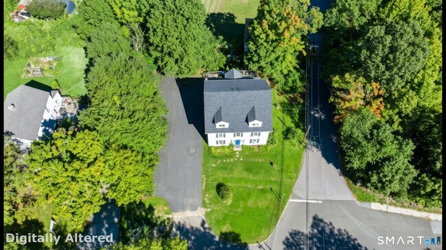 Building Photo - 241 Boston Post Rd