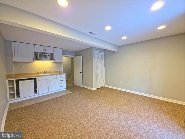 Building Photo - 1640 Fieldthorn Dr