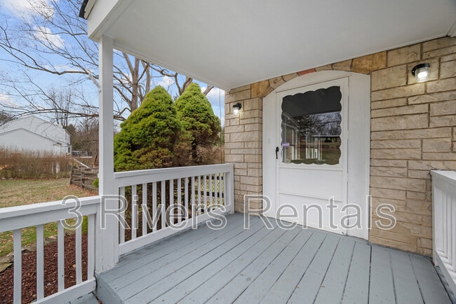 Building Photo - 600 Camp Meeting Rd