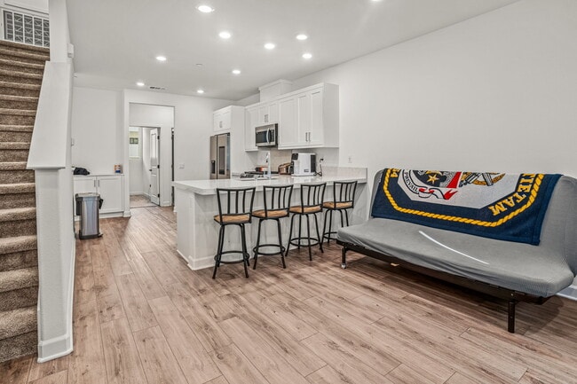Building Photo - 2152 Senita Dr