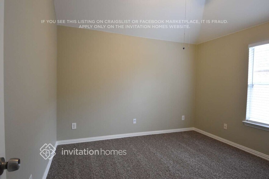 Building Photo - 636 Shire Way