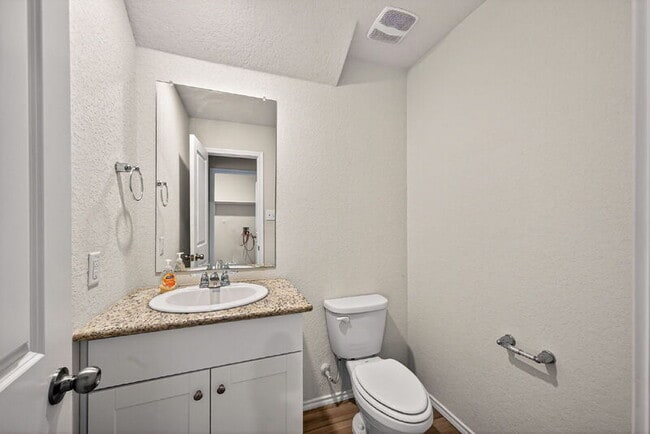 Building Photo - 15551 Crimson Topaz