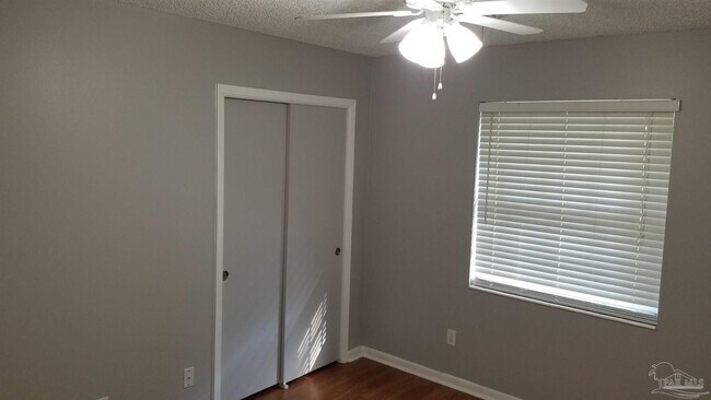 Building Photo - 4170 Capri Dr