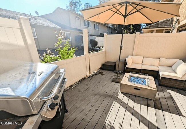 Building Photo - 28713 Conejo View Dr