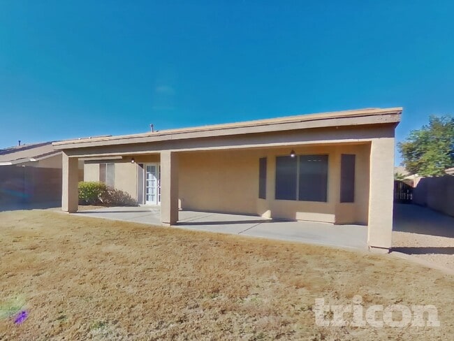 Building Photo - 2601 S 79th Dr