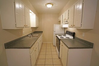 Vintage At 50th Oklahoma City Ok Apartment Finder