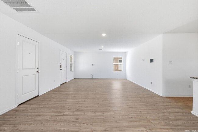 Building Photo - 306 Ambush Ridge
