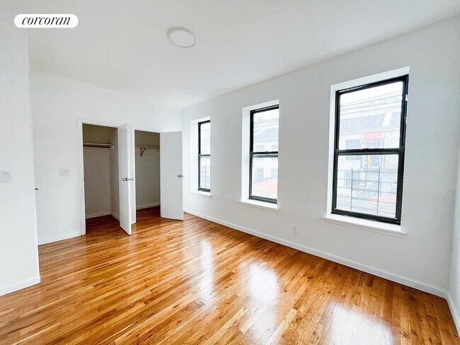 Building Photo - 829 Bushwick Ave