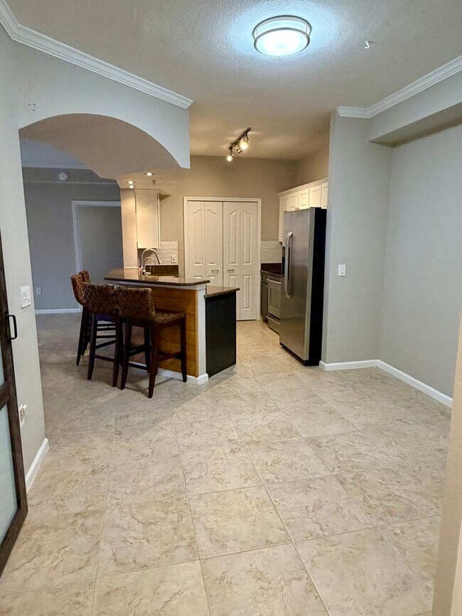 Building Photo - 12965 Positano Cir