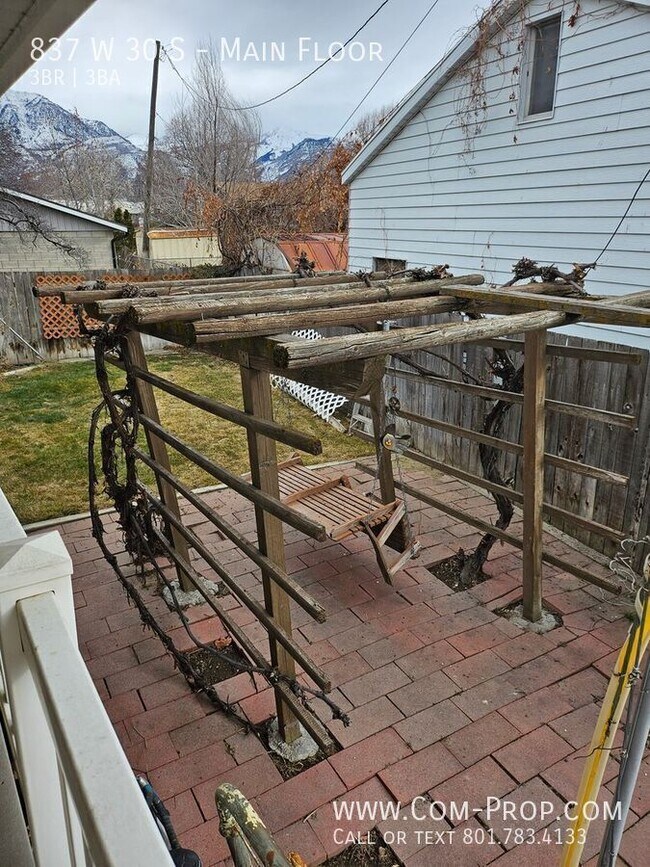 Building Photo - 837 W 30 S St