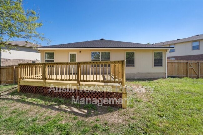 Building Photo - 1015 Glen Meadow Cove