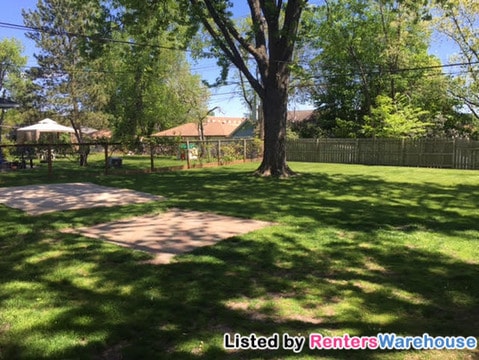 Building Photo - 2327 17th Ave NW