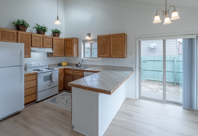 Primary Photo - Single Family Home for Rent in Rifle