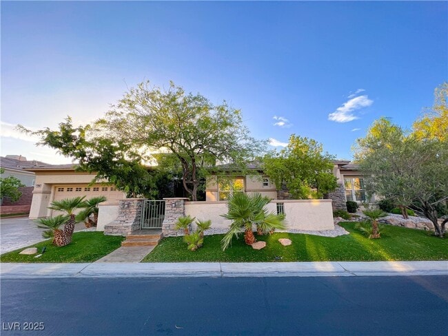 Building Photo - 1704 Cypress Manor Dr