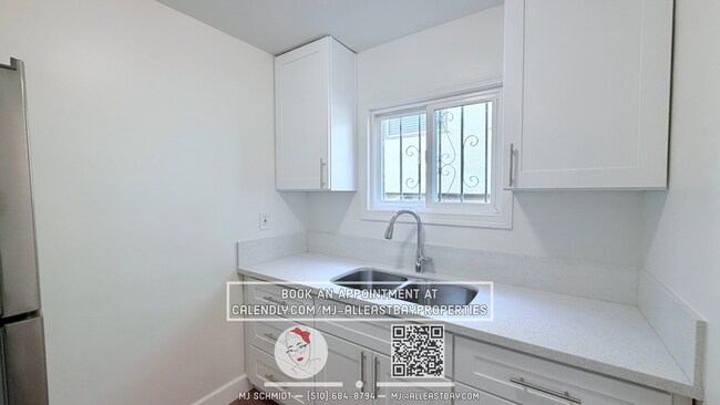 Building Photo - 1046 63rd St