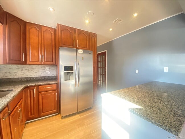 Building Photo - 62 Harold Ave