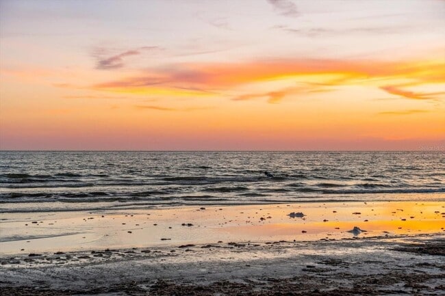 Building Photo - 6708 Sarasea Cir