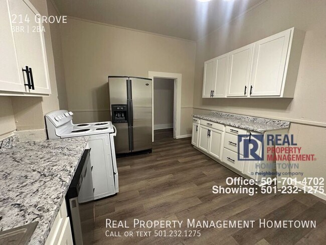 Building Photo - 214 Grove-