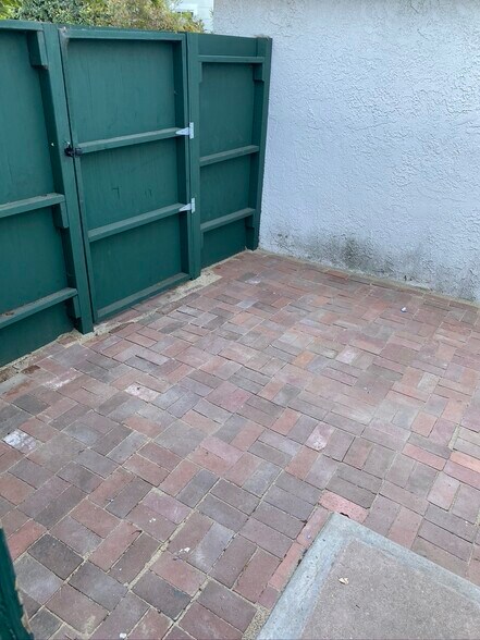 Building Photo - 1236 10th St