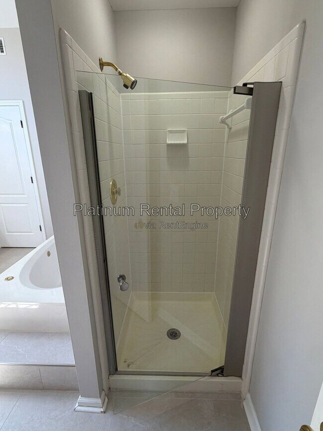 Building Photo - 4755 Agate Dr