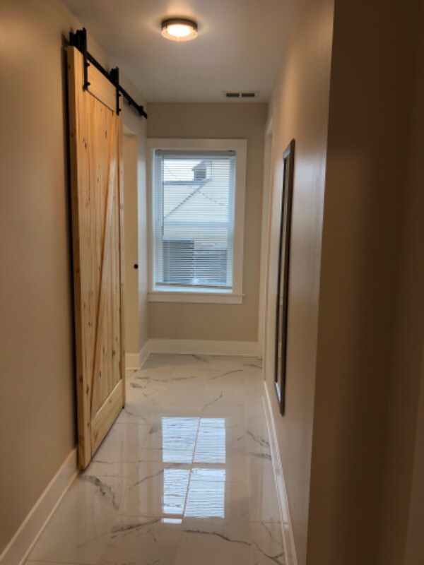 Building Photo - 152 Pearl St